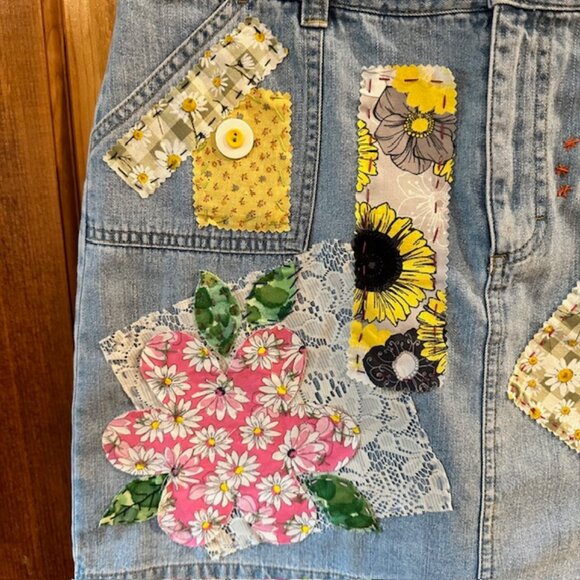 Sonoma Denim Skirt / Shorts Upcycled  Size 12 Floral Patchwork  OOAK  Boho Chic - Picture 2 of 6